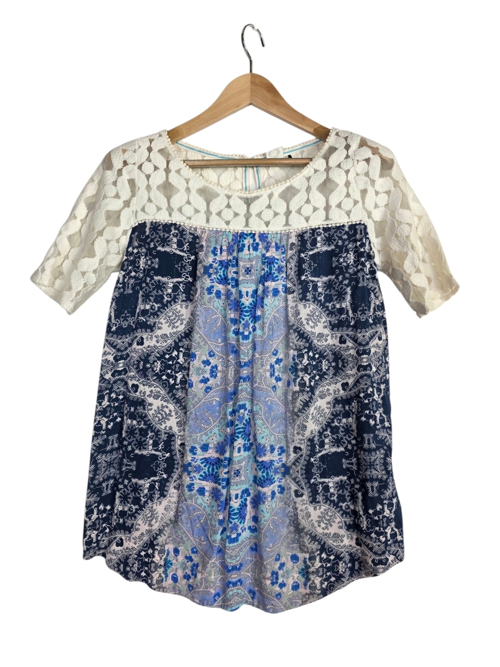 Anthropologie Akemi + kin Cream Lace Yoke Tunic with Navy & Blue Boho Panel